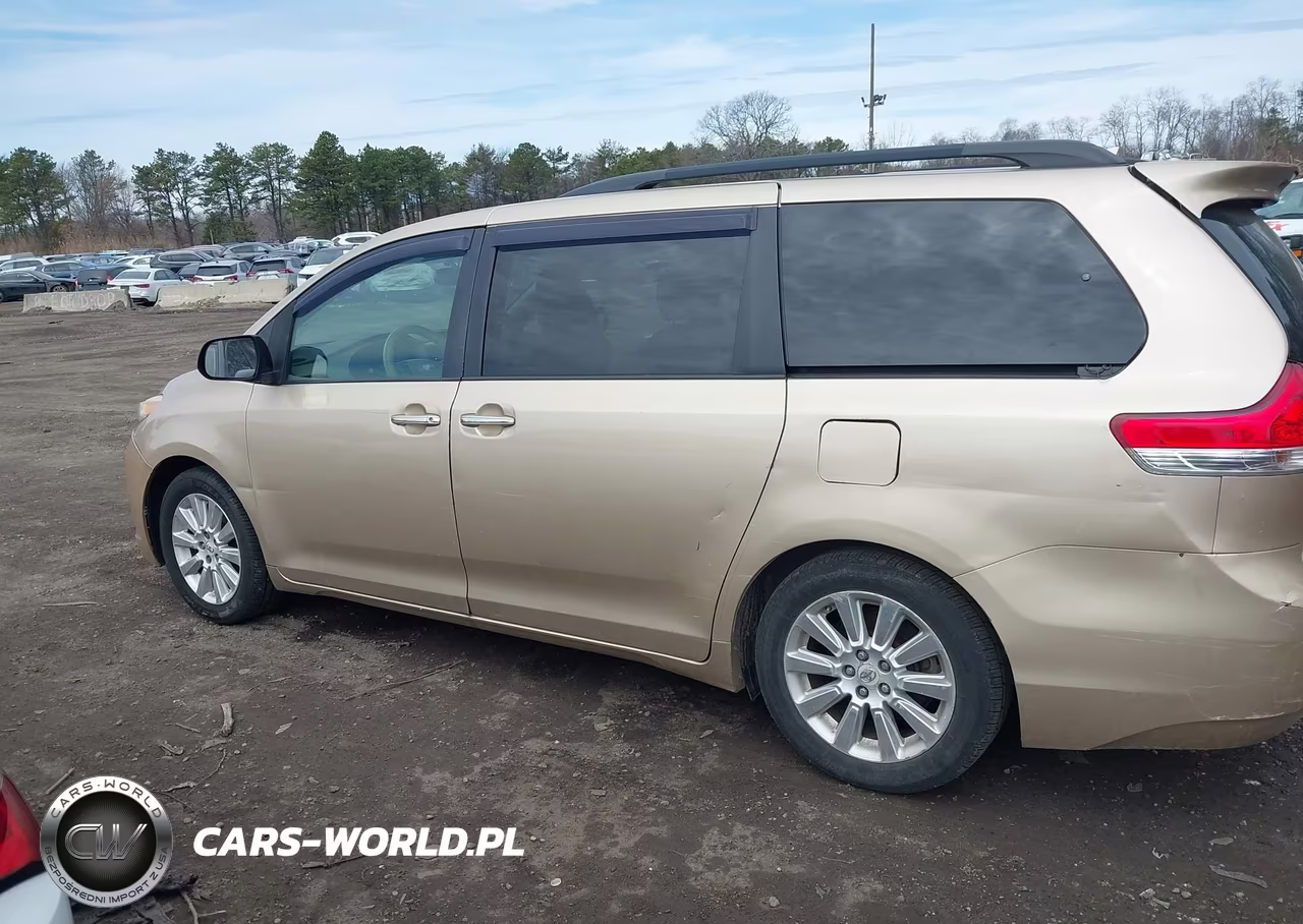 2011 Toyota Sienna Limited V6 VIN:5TDYK3DC7BS005487 - 14