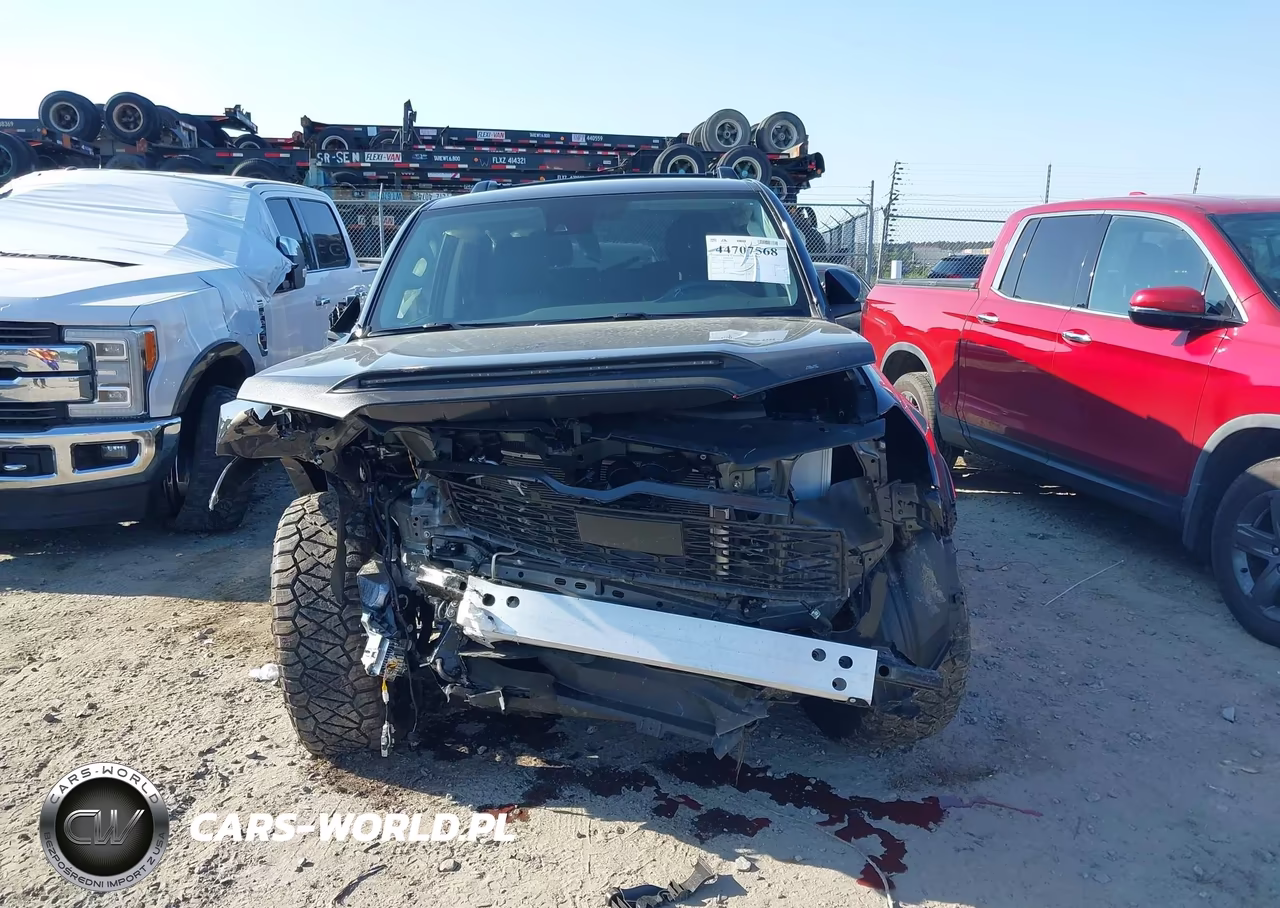 2024 Toyota 4Runner Sr5 VIN:JTEEU5JRXR5313010 - 13