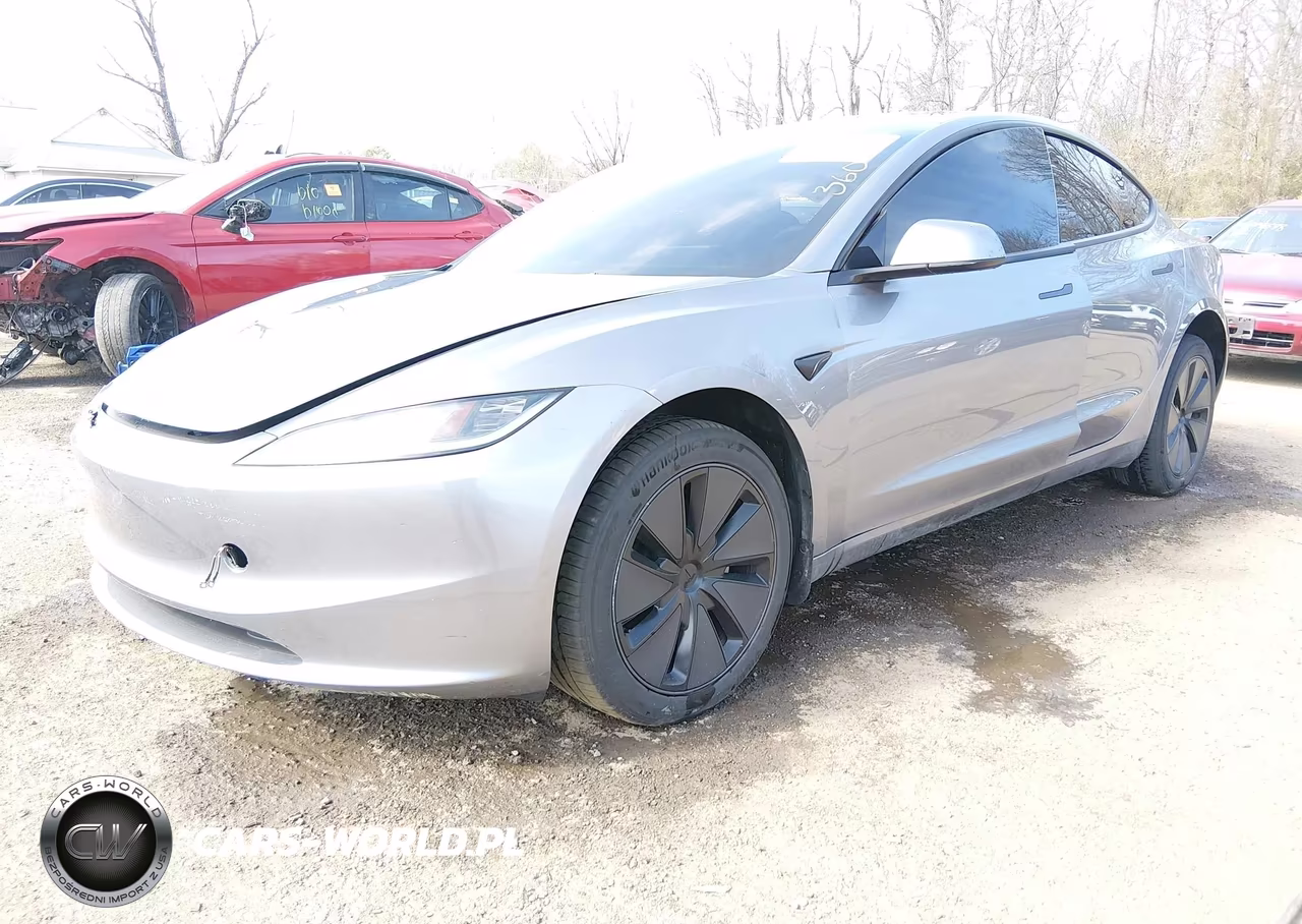 2025 Tesla Model 3 Long Range Rear-Wheel Drive-Standard Rear-Wheel Drive VIN:5YJ3E1EAXSF070874 - 2