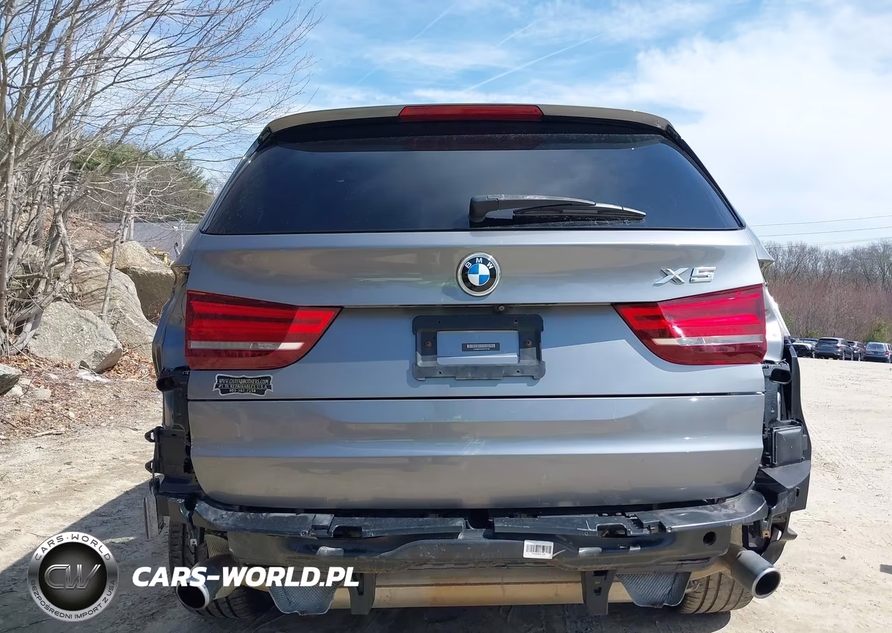 2017 BMW X5 xDrive35I VIN:5UXKR0C36H0V70146 - 17