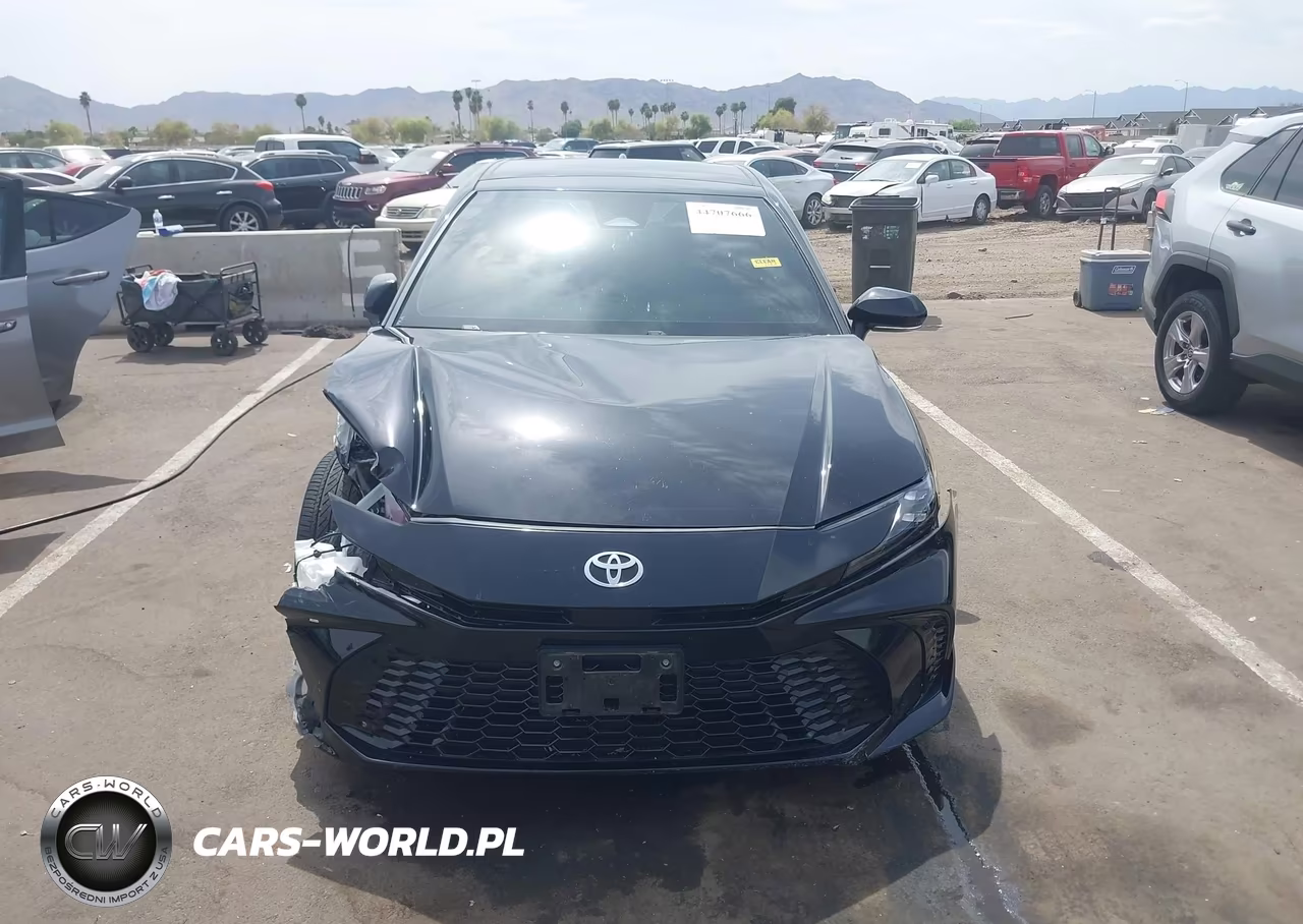 2025 Toyota Camry Xse VIN:4T1DAACK9SU040828 - 12