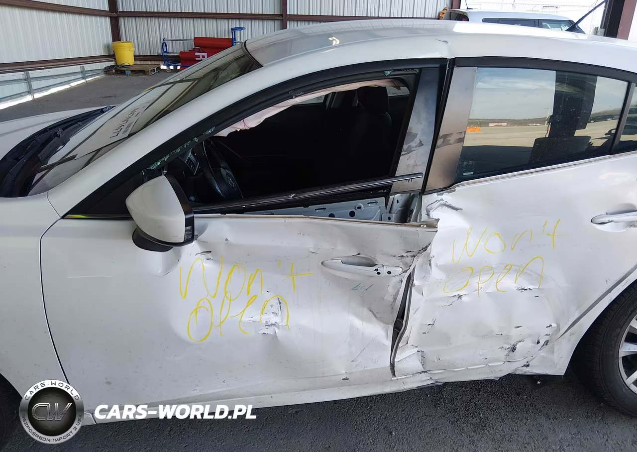 2015 Mazda Mazda3 I Touring VIN:JM1BM1L77F1258479 - 6