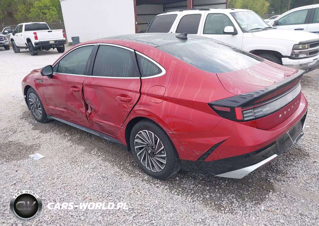 2026 Hyundai Sonata Hybrid Limited VIN:KMHL54JJ8TA139980 - 3