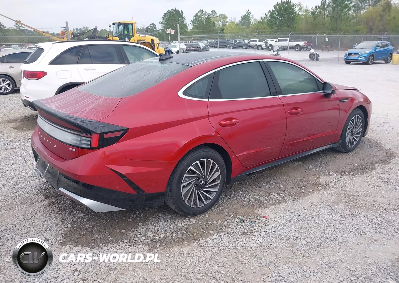 2026 Hyundai Sonata Hybrid Limited VIN:KMHL54JJ8TA139980 - 4