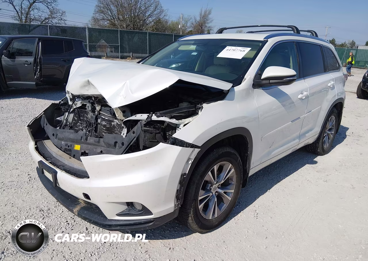 2015 Toyota Highlander Xle V6 VIN:5TDJKRFH7FS187629 - 2
