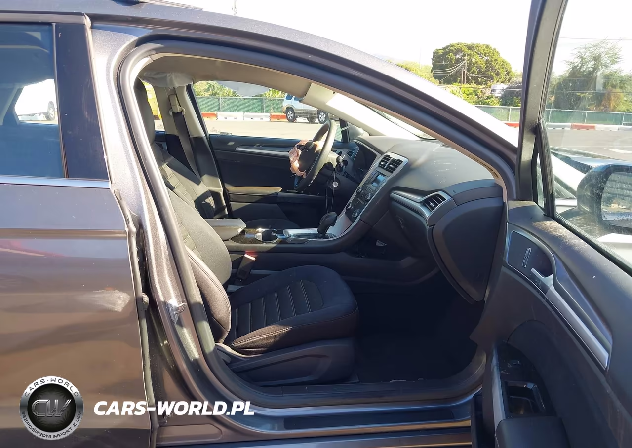 2014 Ford Fusion Se VIN:3FA6P0H75ER393272 - 5