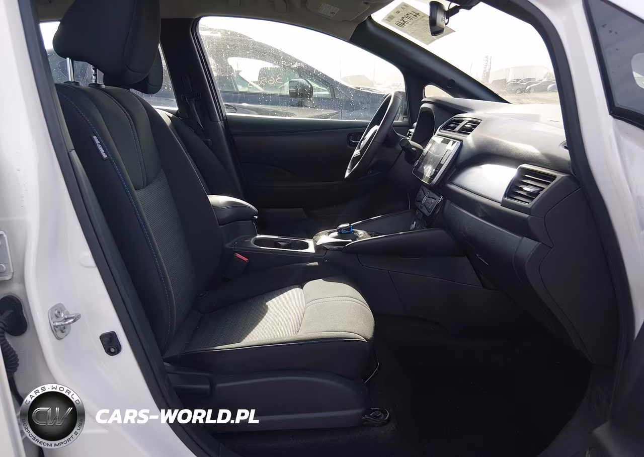 2025 Nissan Leaf Sv Plus VIN:1N4CZ1CVXSC564276 - 5