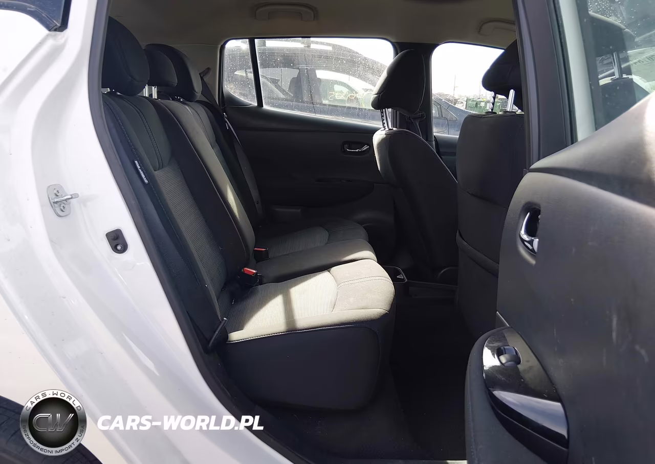 2025 Nissan Leaf Sv Plus VIN:1N4CZ1CVXSC564276 - 8