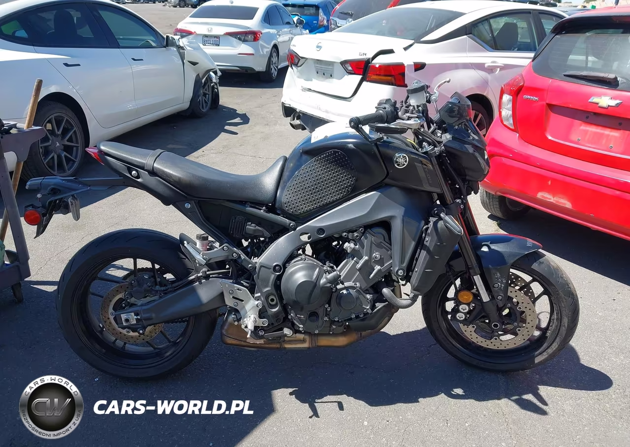 2023 Yamaha Mt09 C VIN:JYARN71Y7PA000809 - 12