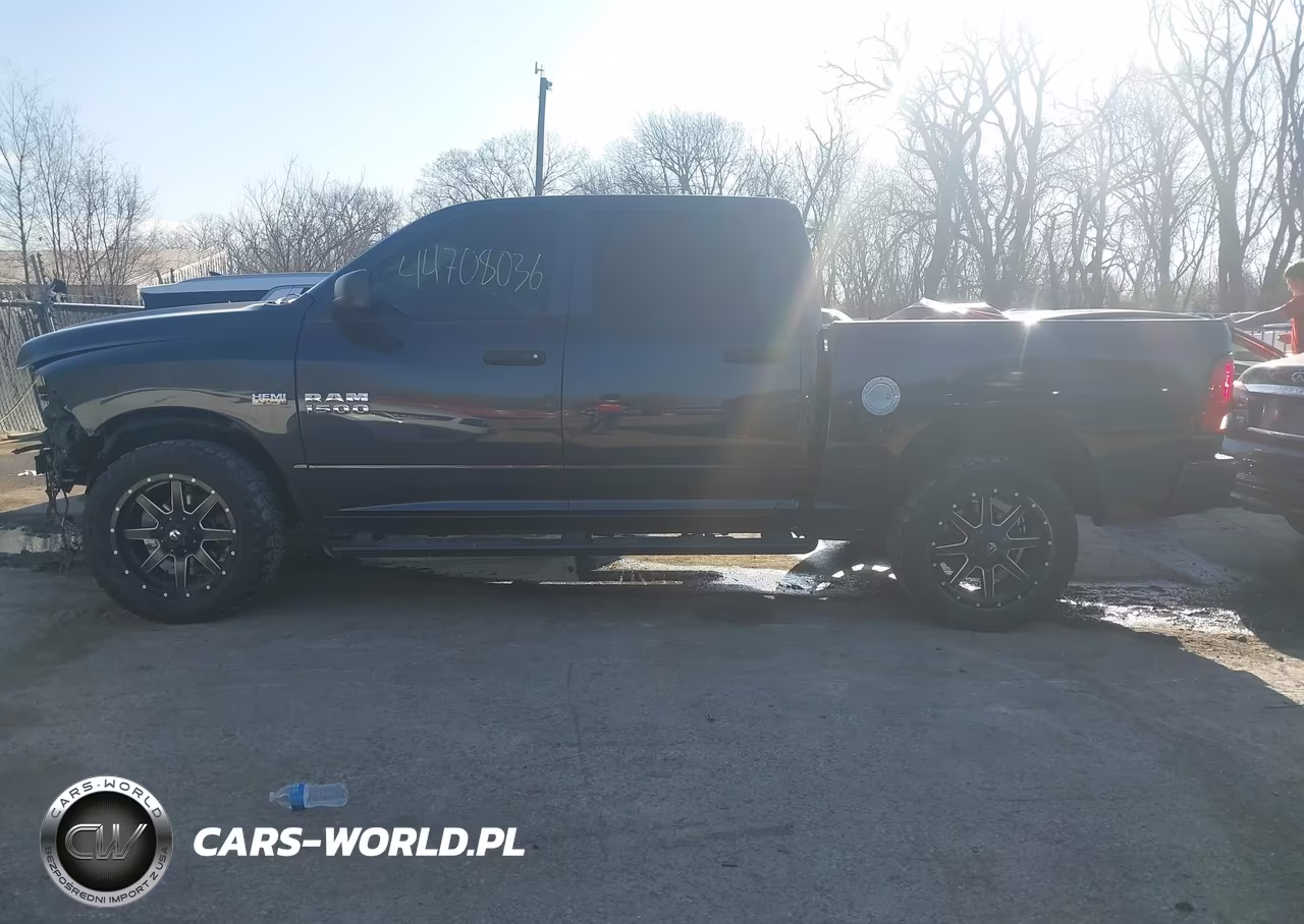 2016 Ram 1500 Express VIN:1C6RR7KT4GS113050 - 15