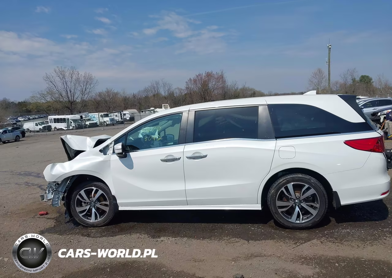 2022 Honda Odyssey Touring VIN:5FNRL6H86NB026574 - 15