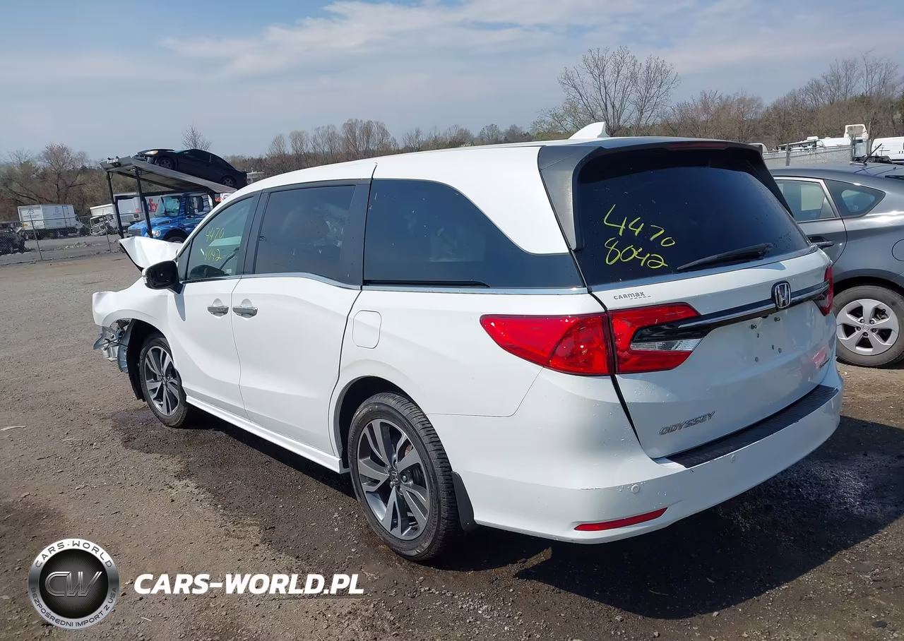 2022 Honda Odyssey Touring VIN:5FNRL6H86NB026574 - 3