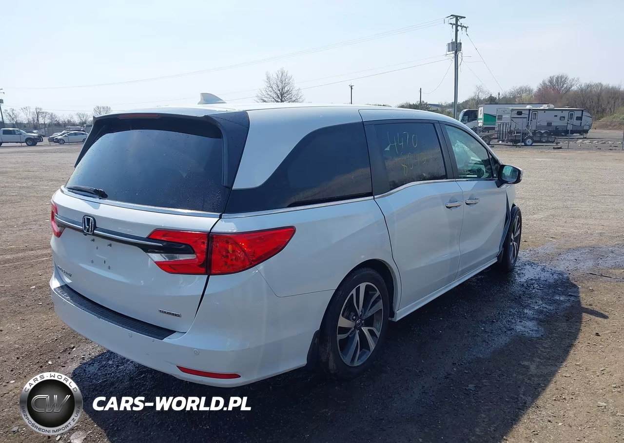 2022 Honda Odyssey Touring VIN:5FNRL6H86NB026574 - 4
