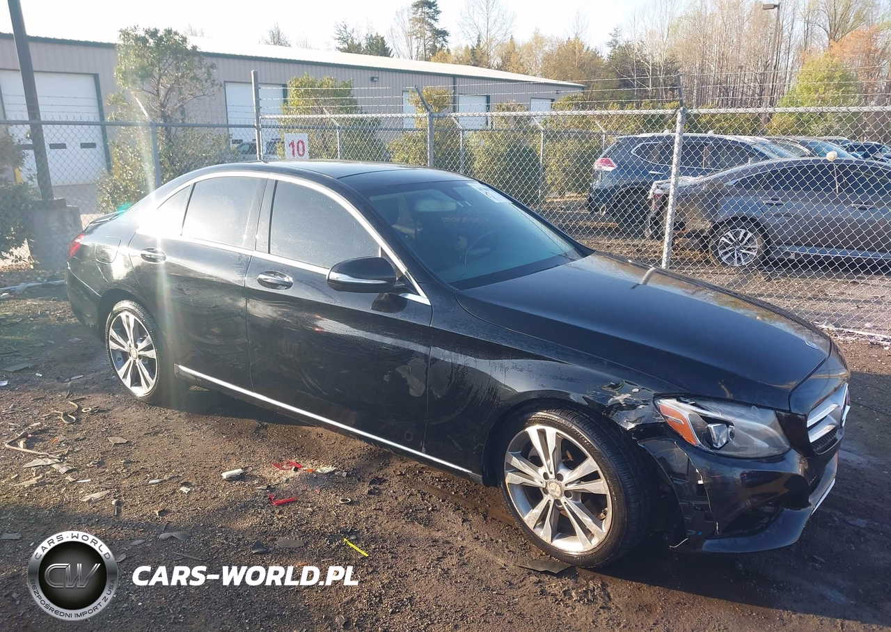 2015 Mercedes-Benz C 300 4Matic