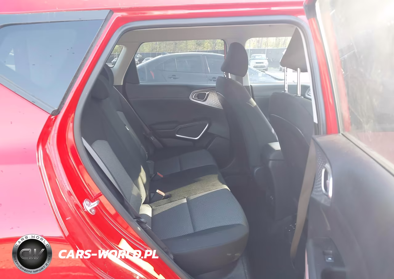2025 Kia Soul S VIN:KNDJ23AU0S7264007 - 8