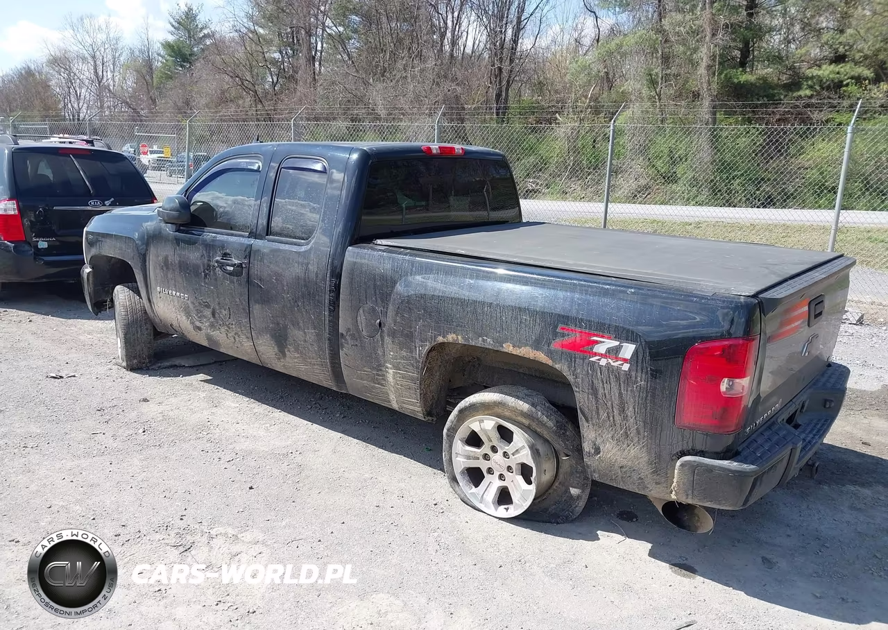 2011 Chevrolet Silverado 1500 Lt VIN:1GCRKSE33BZ407518 - 3