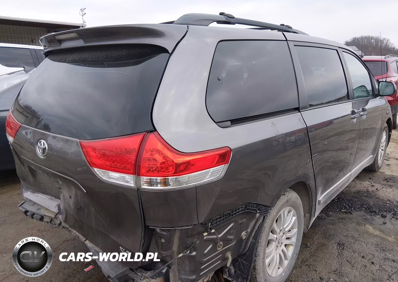2014 Toyota Sienna Xle V6 8 Passenger VIN:5TDYK3DC5ES406797 - 4