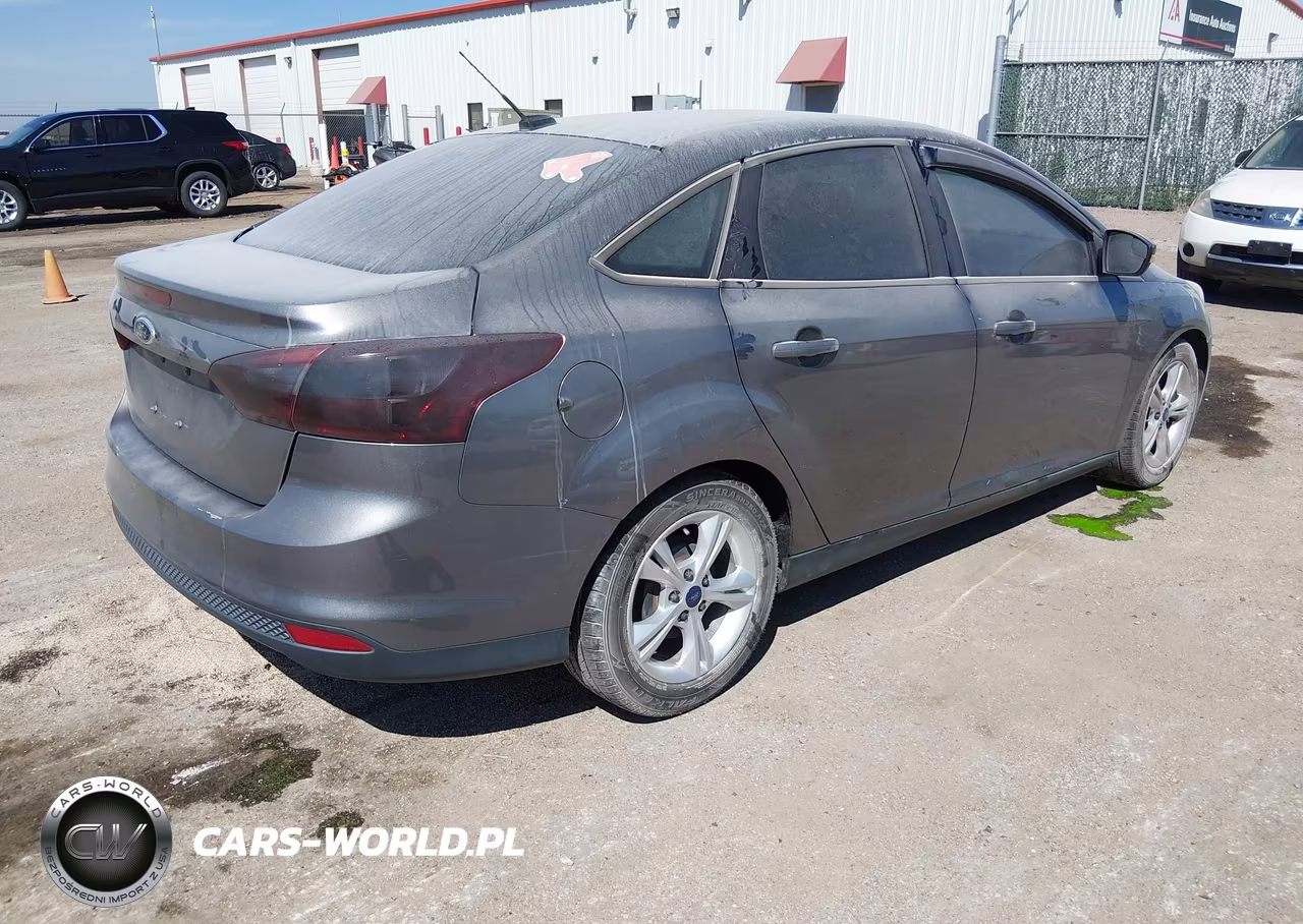 2014 Ford Focus Se VIN:1FADP3F24EL209034 - 4