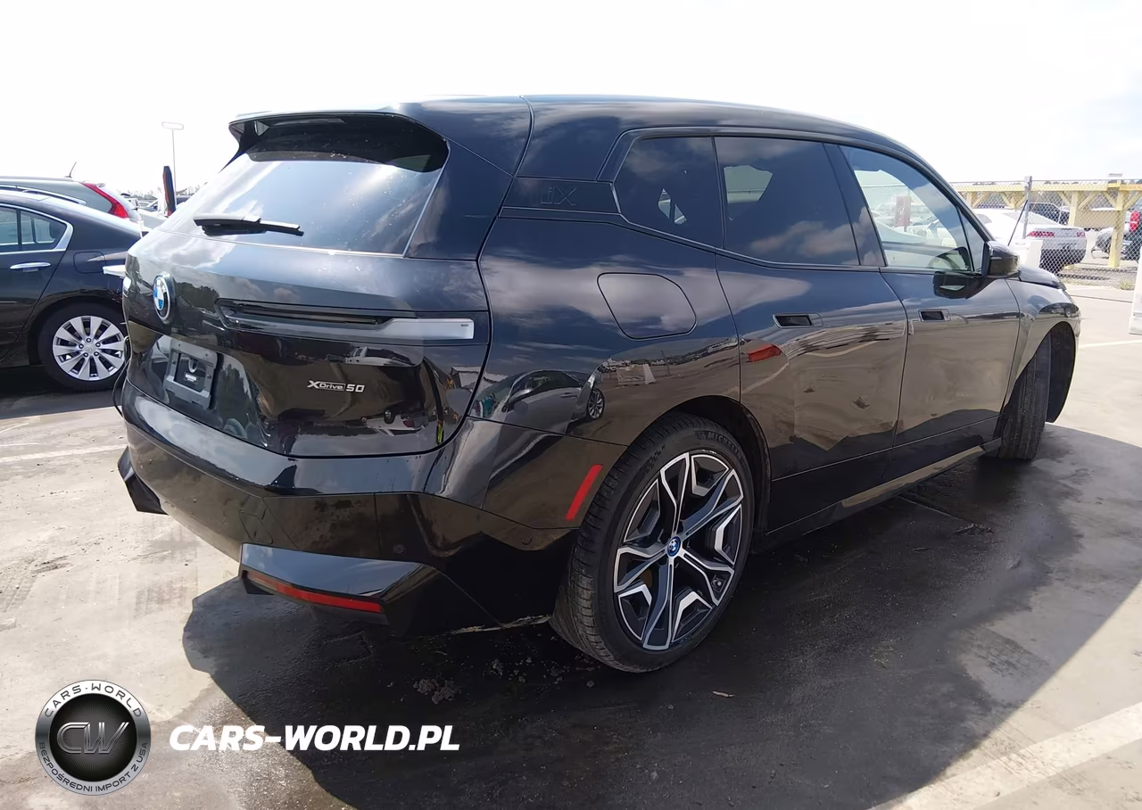 2022 BMW Ix xDrive50 VIN:WB523CF0XNCK46466 - 4