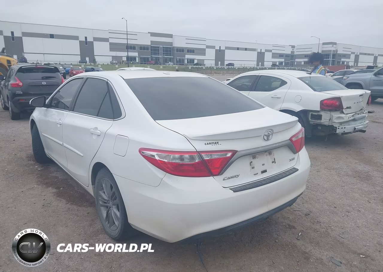 2017 Toyota Camry Xse VIN:4T1BF1FK3HU361762 - 3