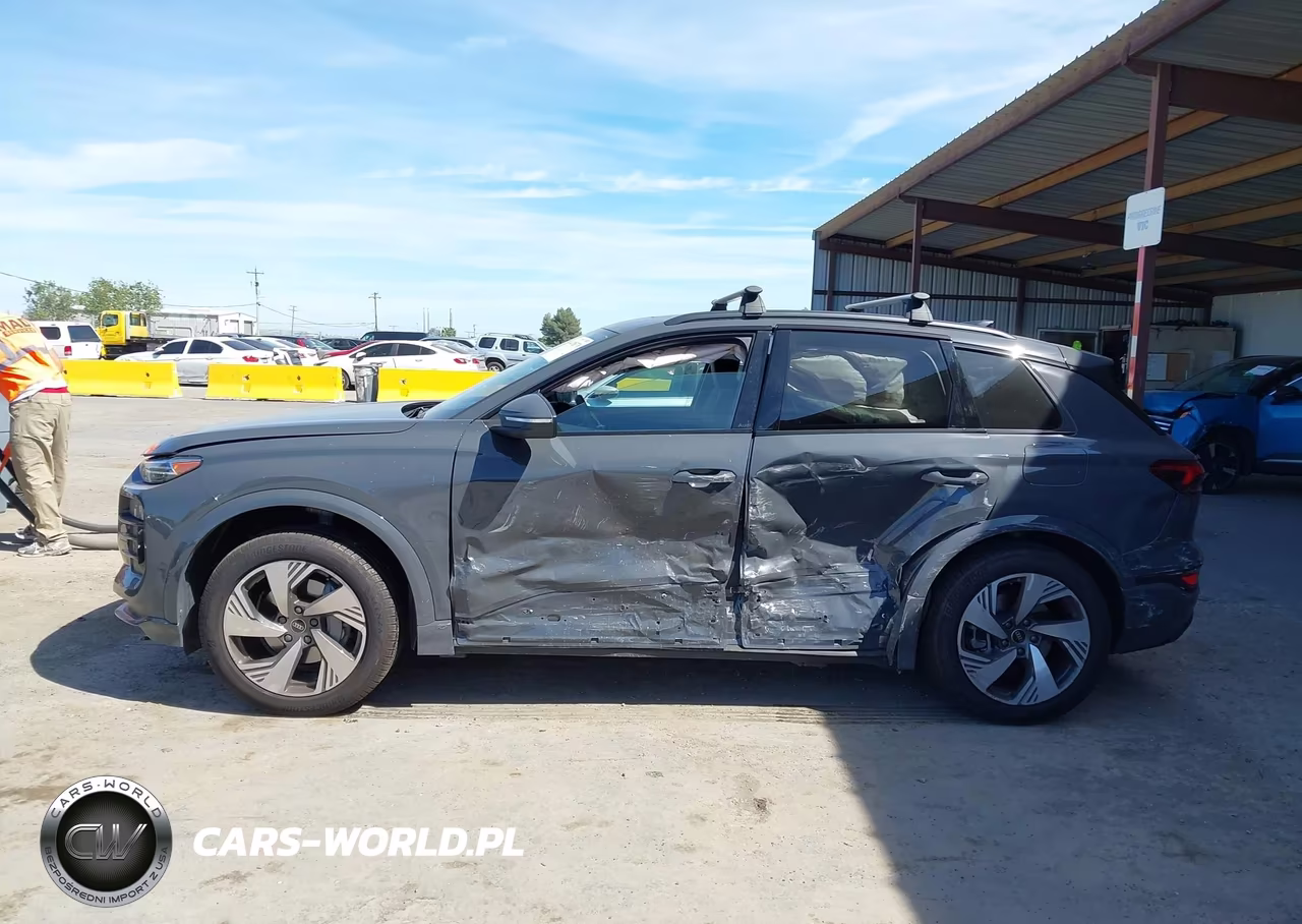2025 Audi Q6 E-Tron Premium Plus Quattro VIN:WA124BGF9SA015073 - 14