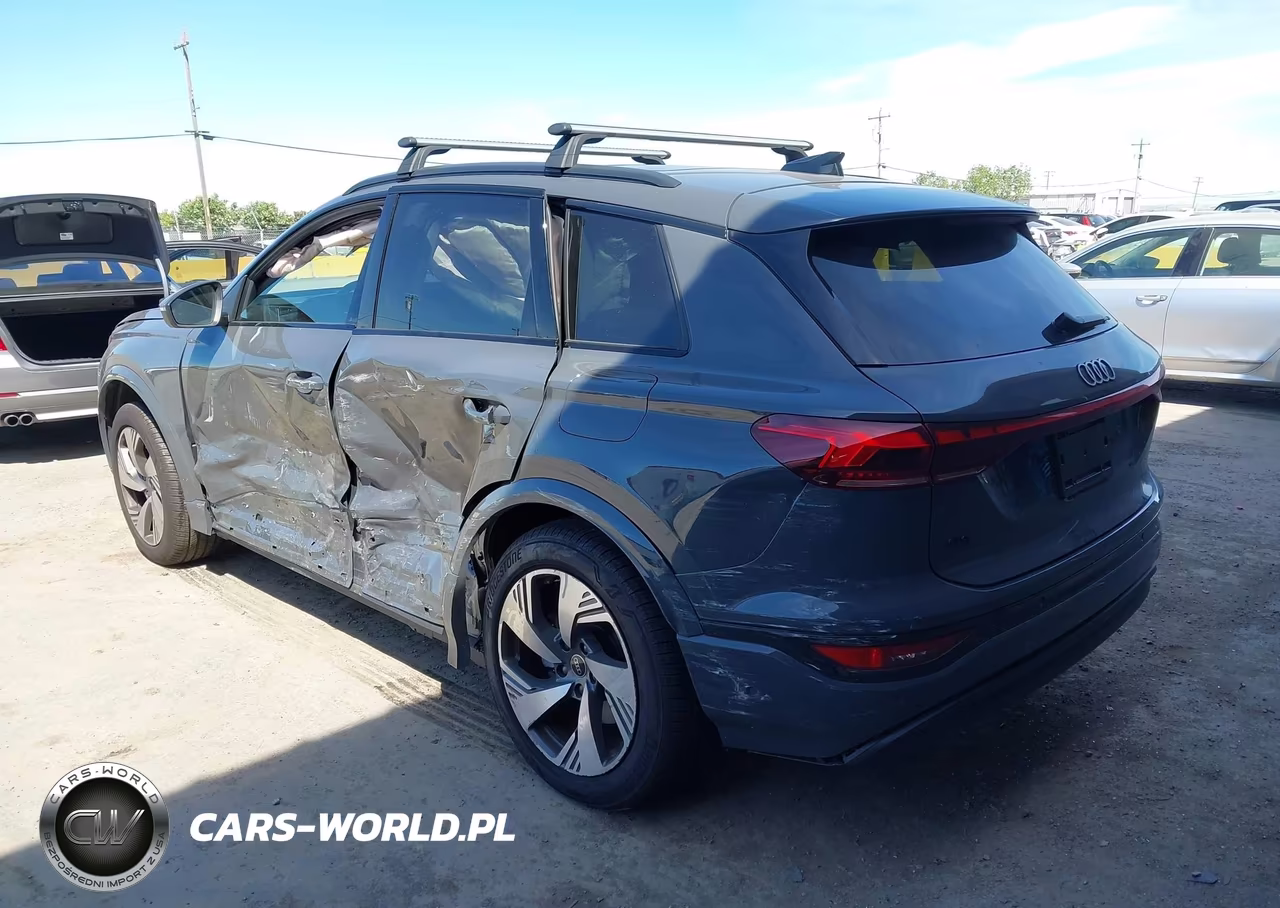 2025 Audi Q6 E-Tron Premium Plus Quattro VIN:WA124BGF9SA015073 - 3
