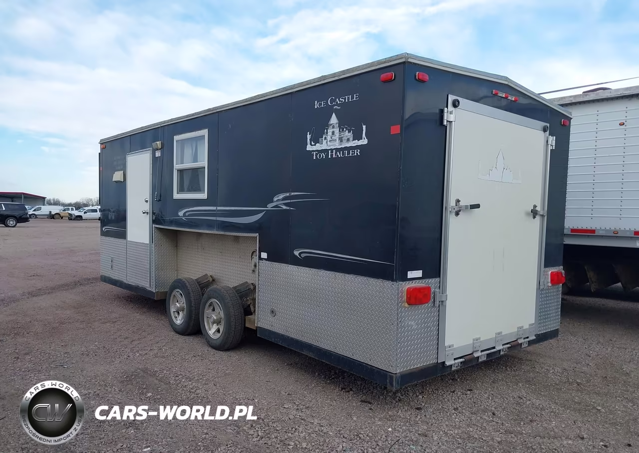 2010 Ice Castle Ice Castle Fish Hous VIN:5TJBE2825AM001799 - 3