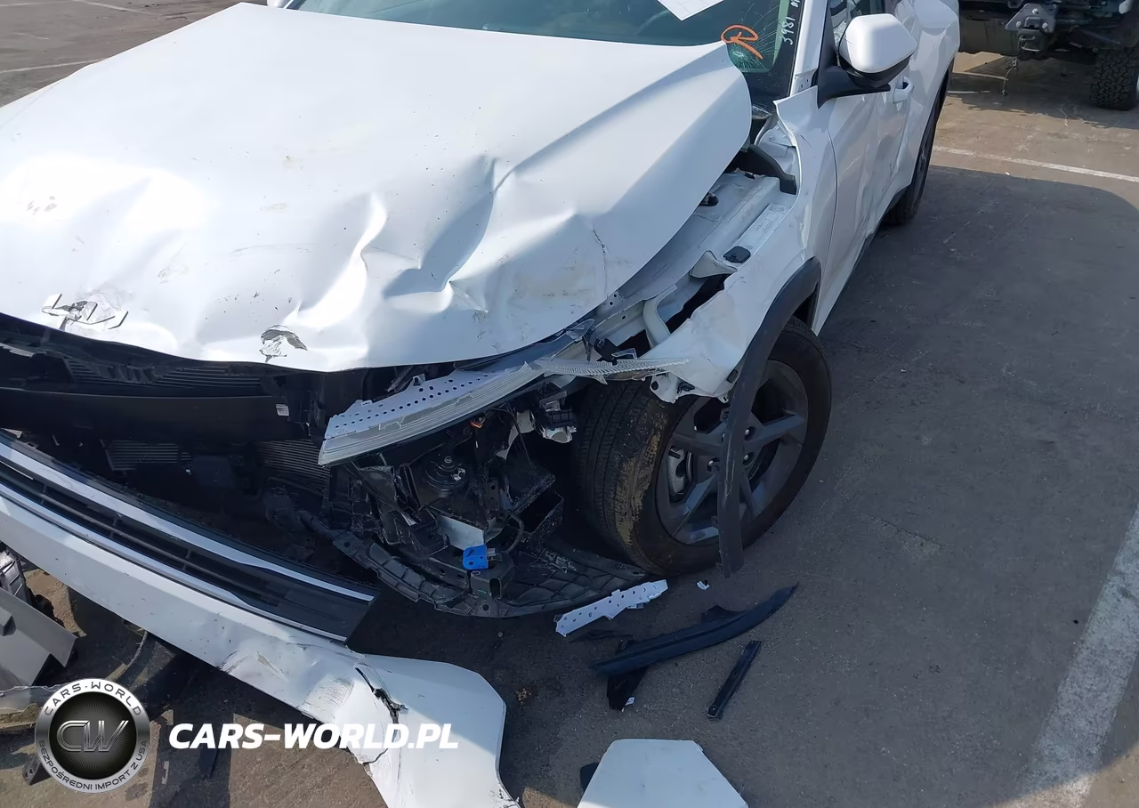 2025 Kia K4 Lxs VIN:3KPFT4DE8SE183981 - 19