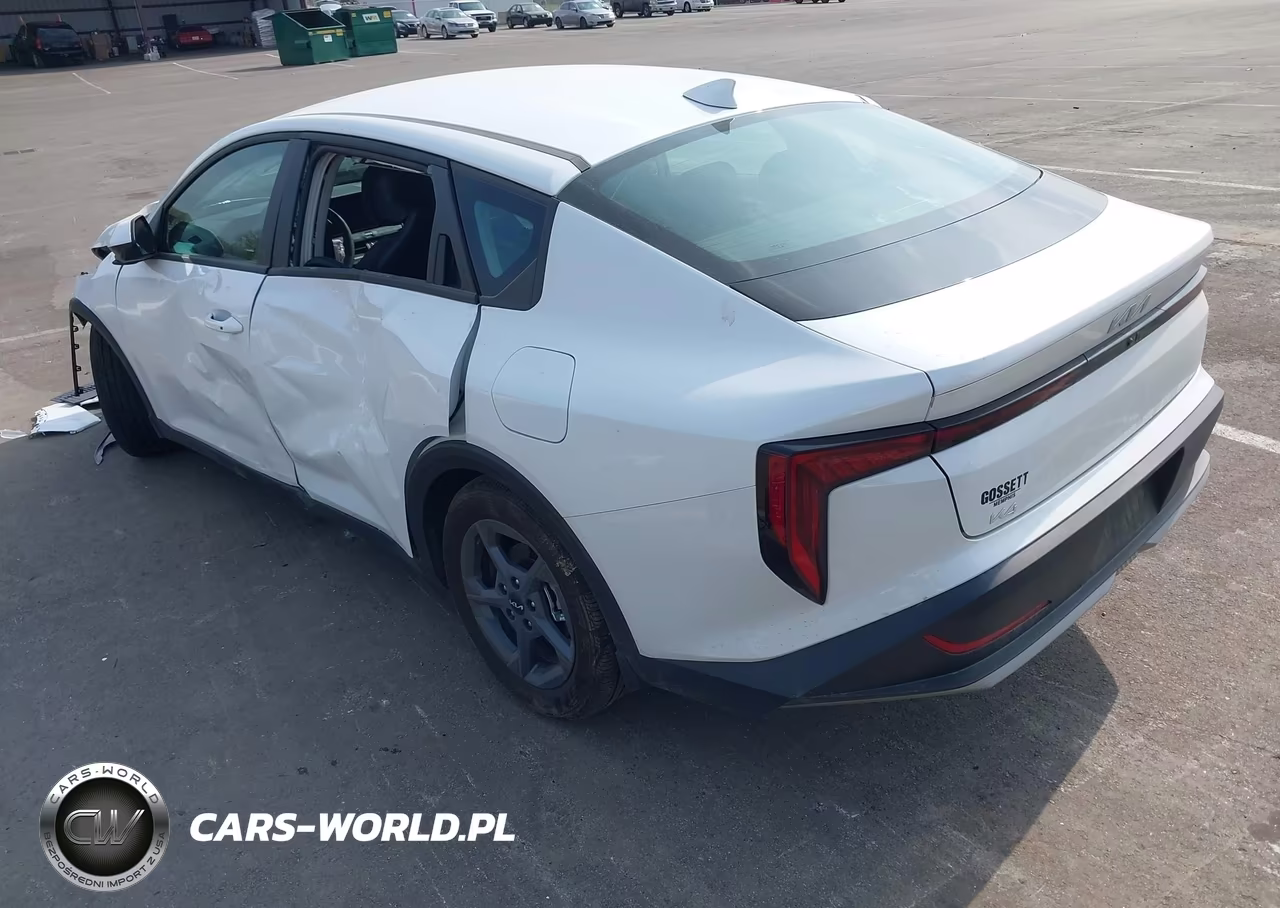 2025 Kia K4 Lxs VIN:3KPFT4DE8SE183981 - 3