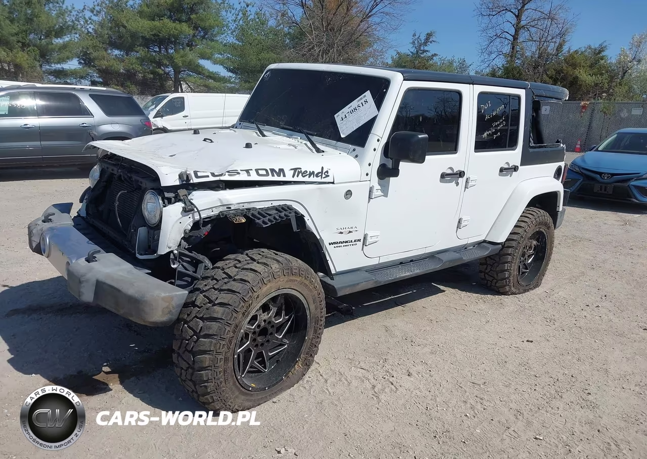 2017 Jeep Wrangler Unlimited Sahara 4X4 VIN:1C4HJWEG0HL717601 - 2