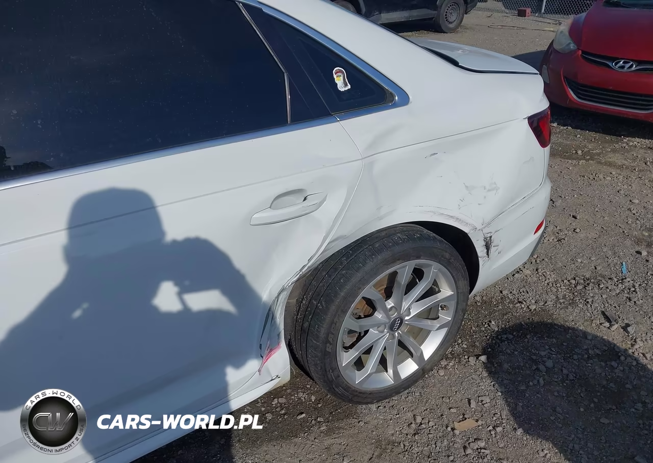 2019 Audi A4 45 Premium VIN:WAUENAF44KA066424 - 6