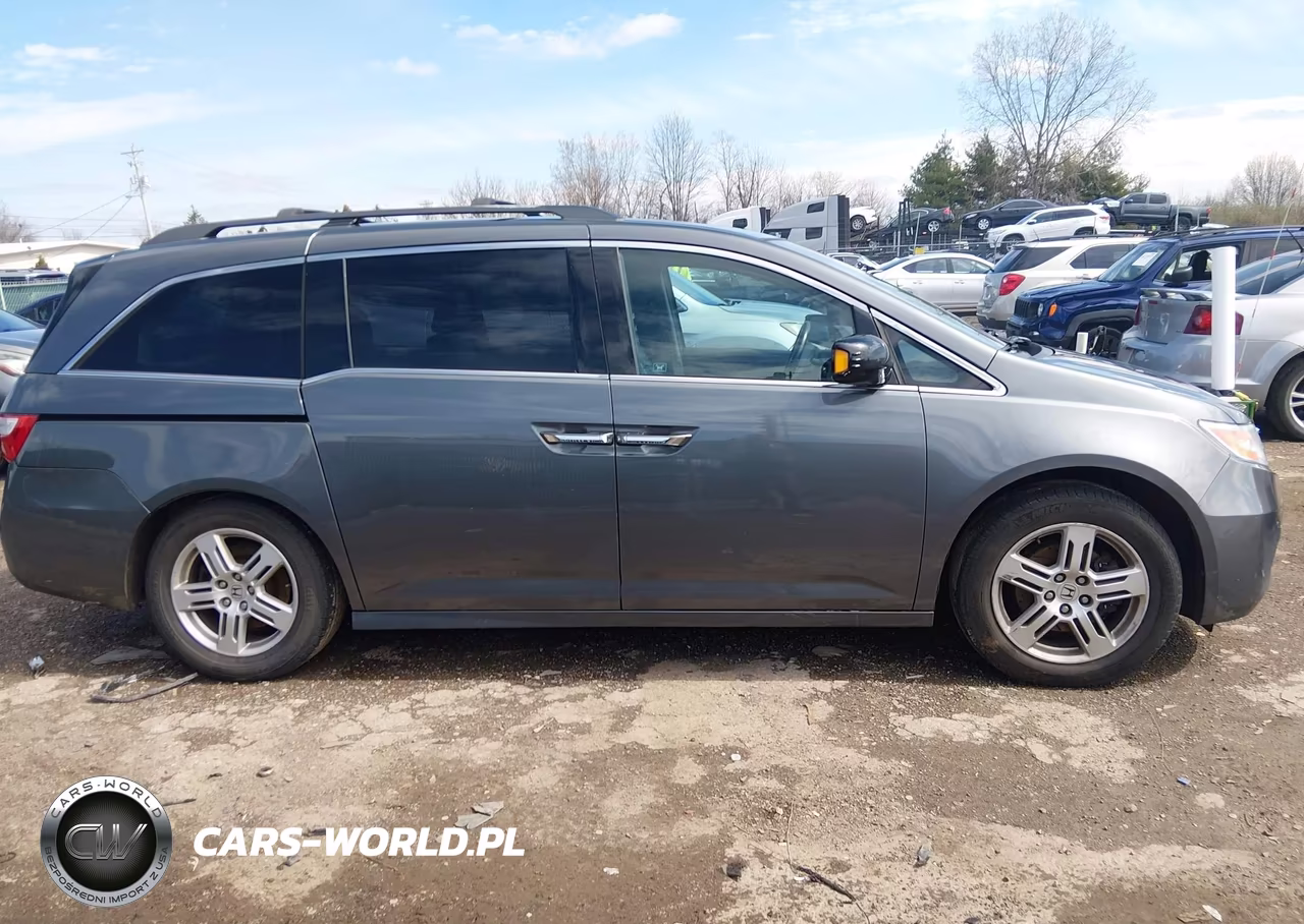 2012 Honda Odyssey Touring-Touring Elite VIN:5FNRL5H90CB031334 - 13
