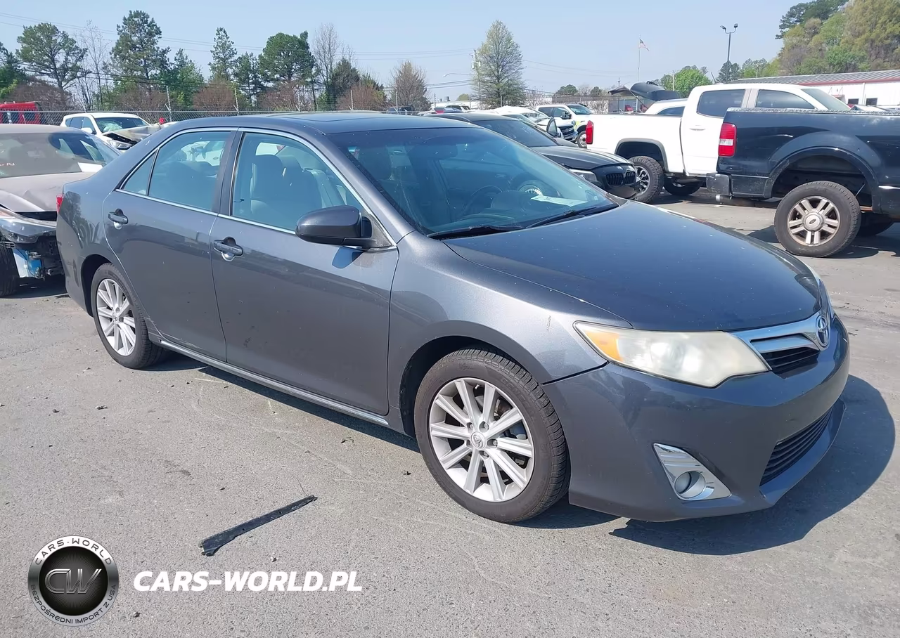 2012 Toyota Camry Xle – zdjęcie 1 z 11