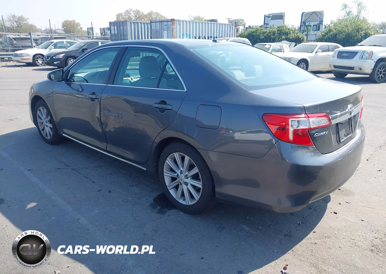 2012 Toyota Camry Xle VIN:4T4BF1FK1CR262162 - 3