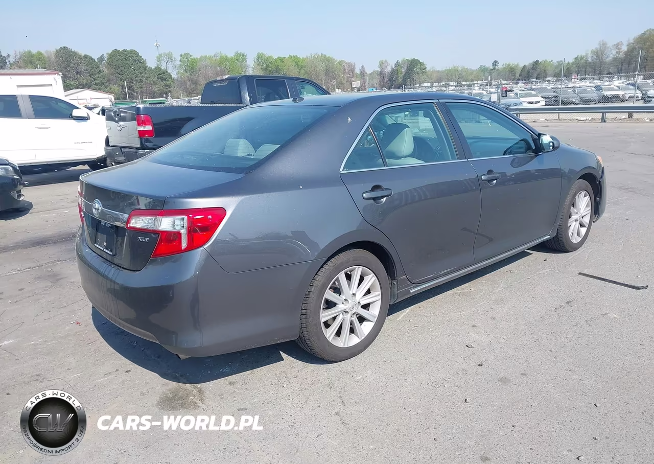 2012 Toyota Camry Xle VIN:4T4BF1FK1CR262162 - 4