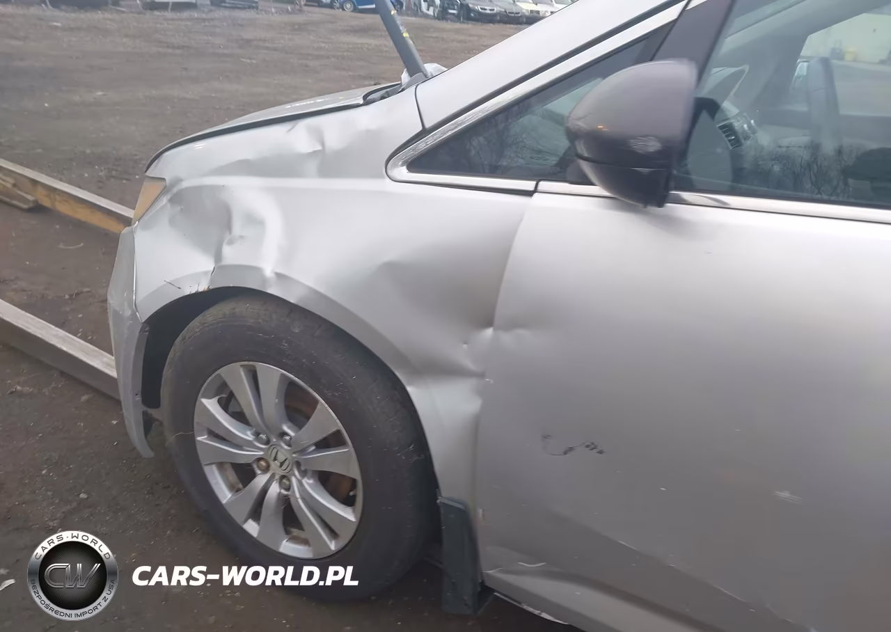 2015 Honda Odyssey Ex-L VIN:5FNRL5H63FB088198 - 6