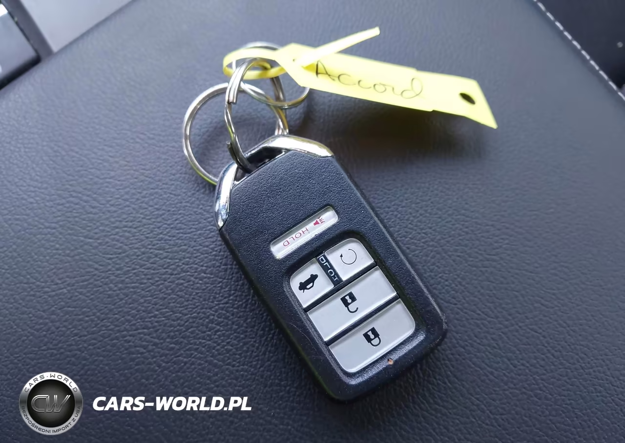 2022 Honda Accord Hybrid Sport VIN:1HGCV3F26NA032656 - 11