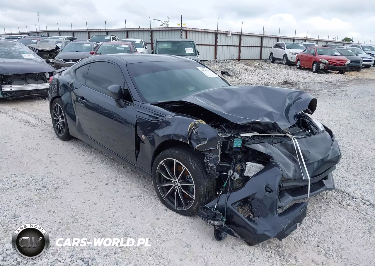 2017 Toyota 86 – zdjęcie 1 z 17