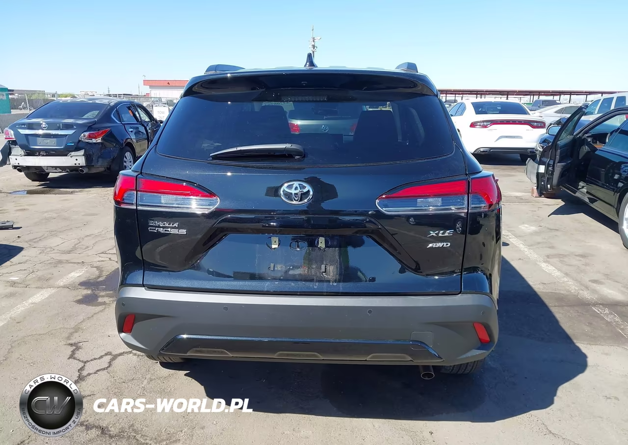 2024 Toyota Corolla Cross Xle VIN:7MUDAABG9RV109555 - 16