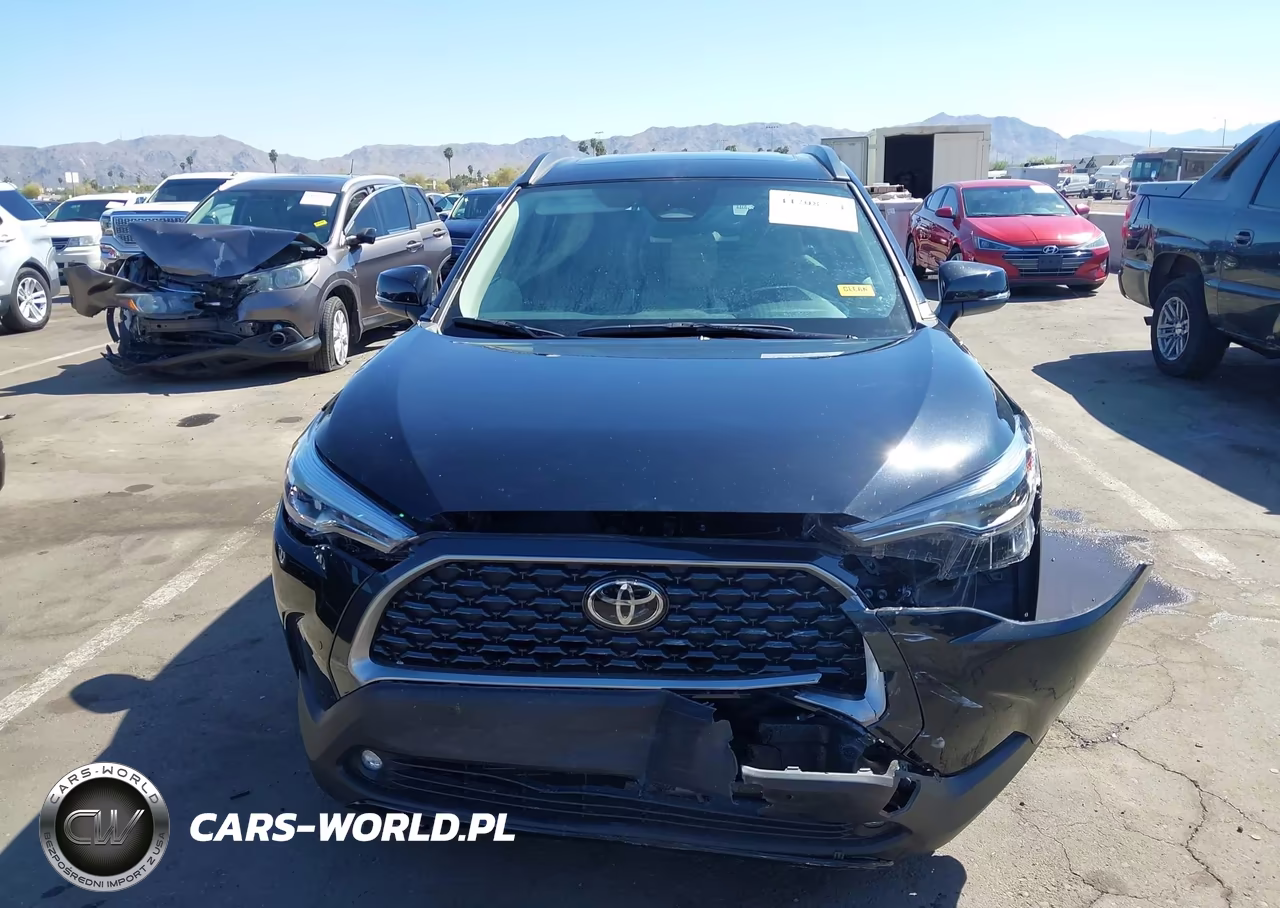2024 Toyota Corolla Cross Xle VIN:7MUDAABG9RV109555 - 6