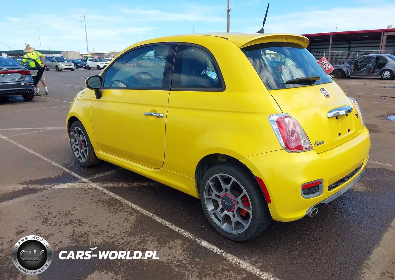 2015 Fiat 500 Sport VIN:3C3CFFBR7FT756953 - 3
