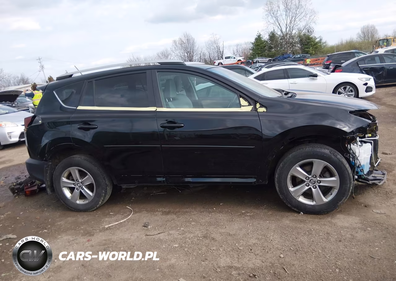 2015 Toyota Rav4 Xle VIN:2T3RFREV9FW314250 - 14