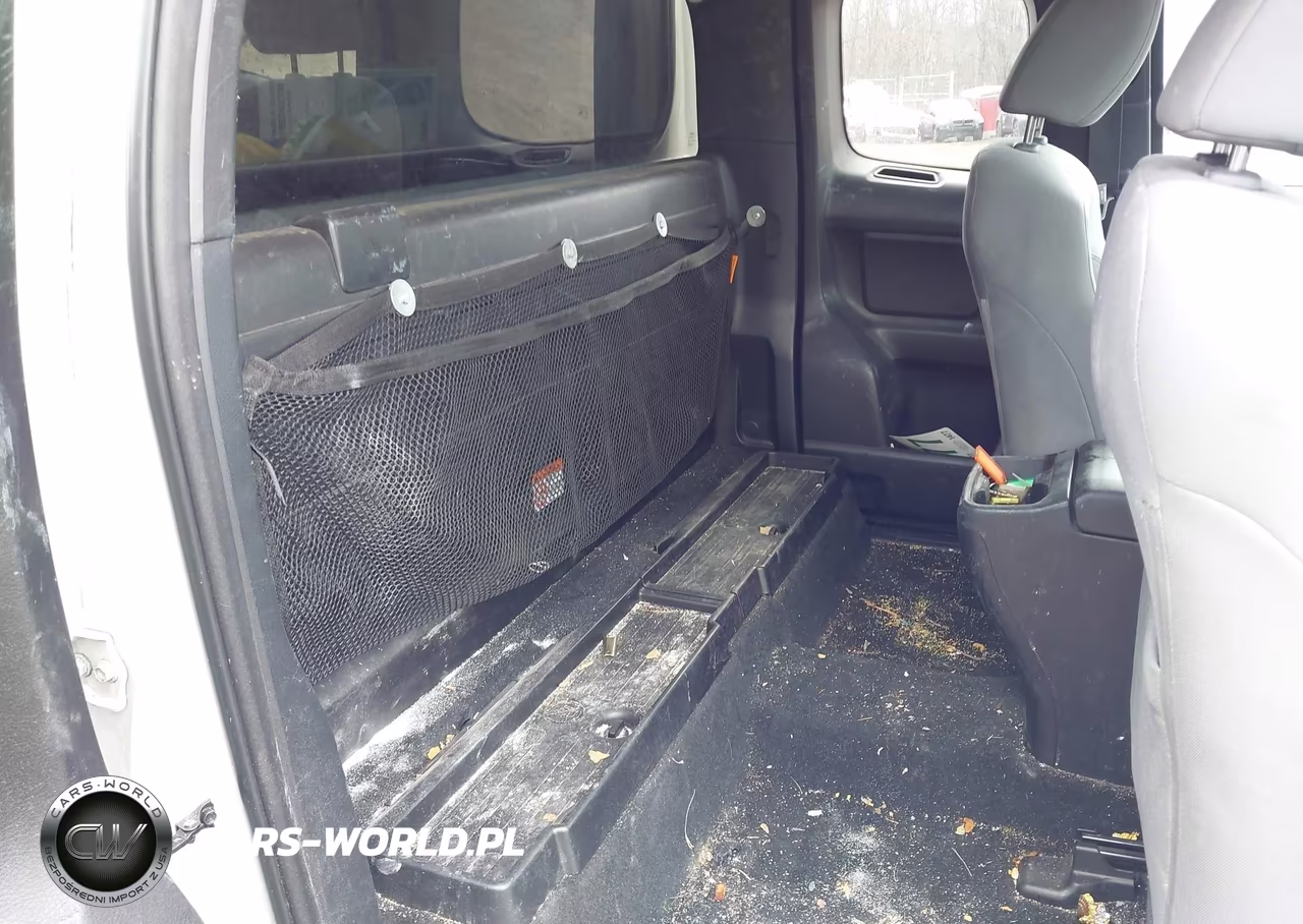 2019 Toyota Tacoma Sr VIN:5TFRX5GN9KX148157 - 8
