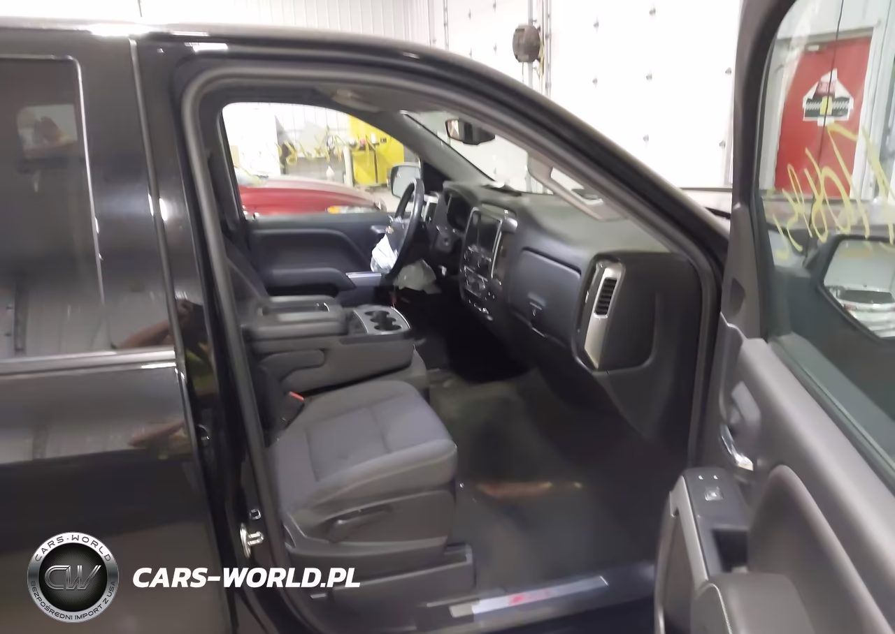 2018 Chevrolet Silverado 1500 2Lt VIN:2GCVKRECXJ1103472 - 5