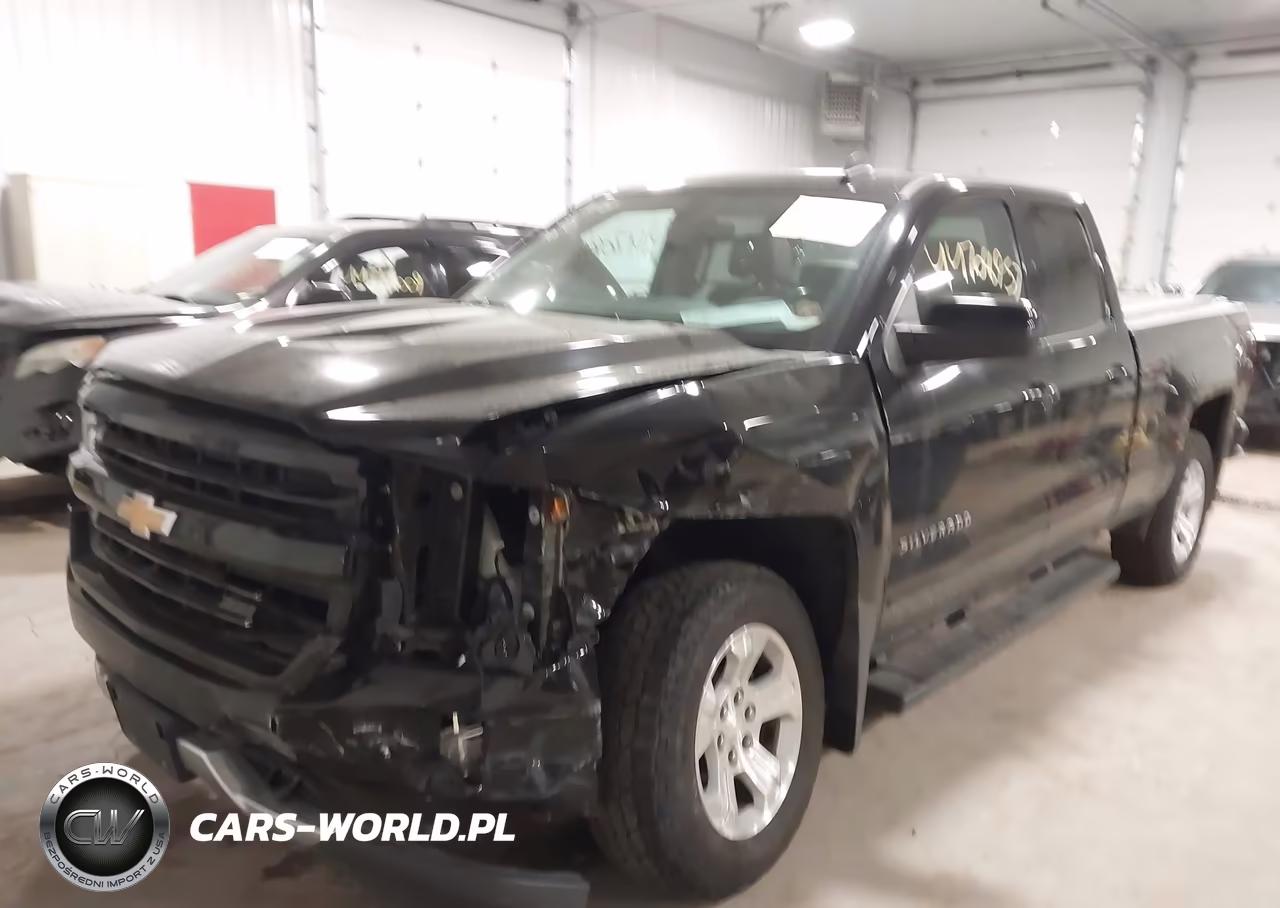 2018 Chevrolet Silverado 1500 2Lt VIN:2GCVKRECXJ1103472 - 6
