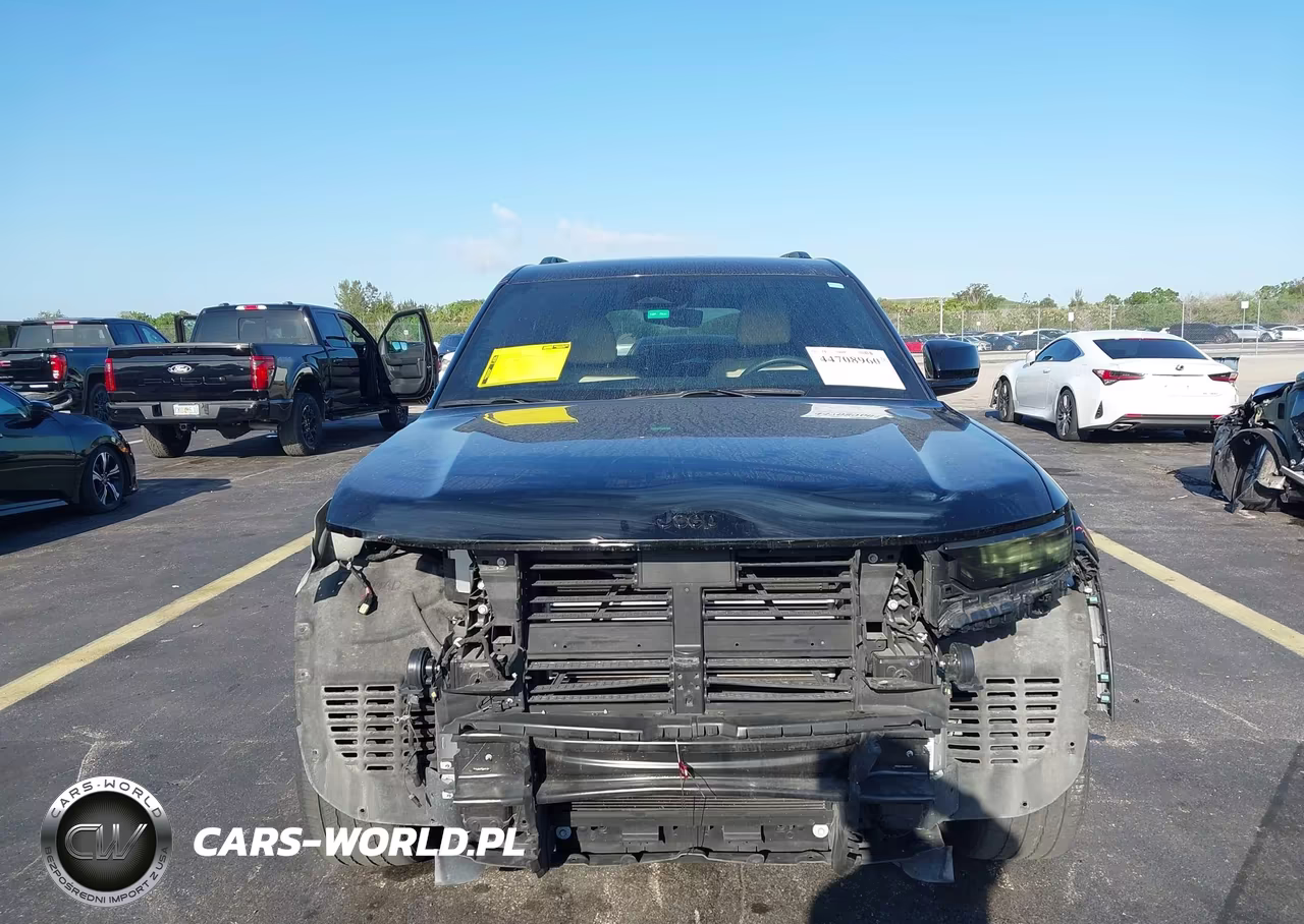 2023 Jeep Grand Cherokee L Limited 4X2 VIN:1C4RJJBGXP8739716 - 13