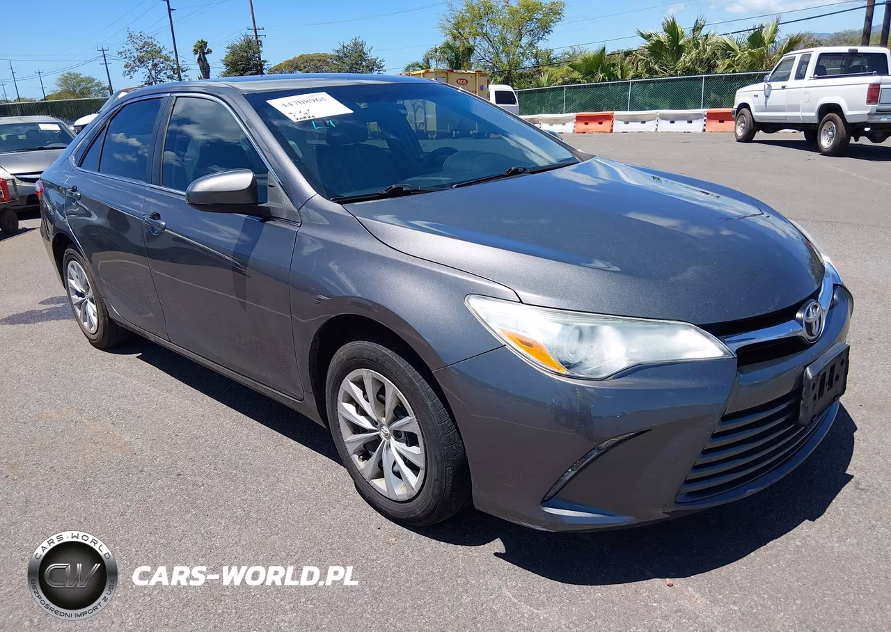 2017 Toyota Camry Le