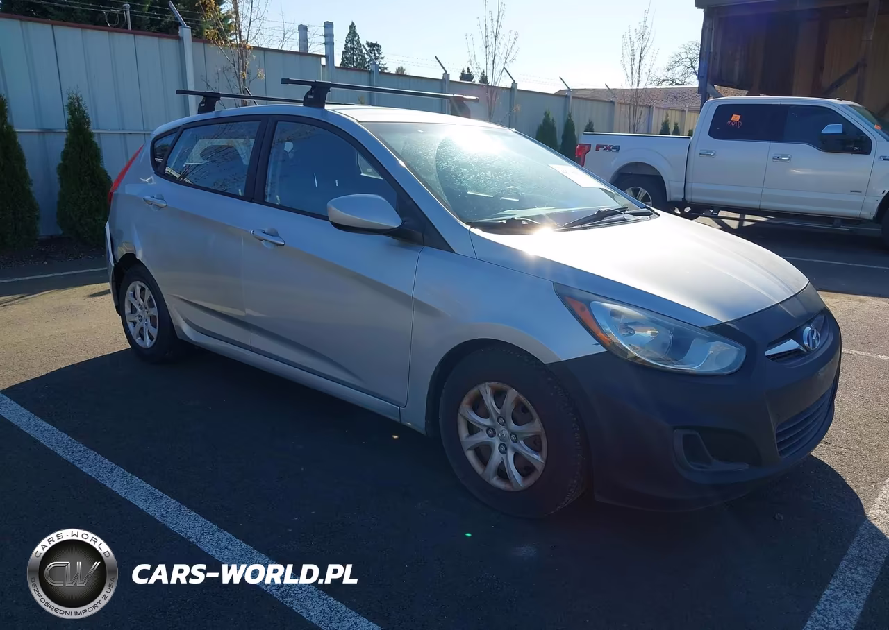 2013 Hyundai Accent Gs
