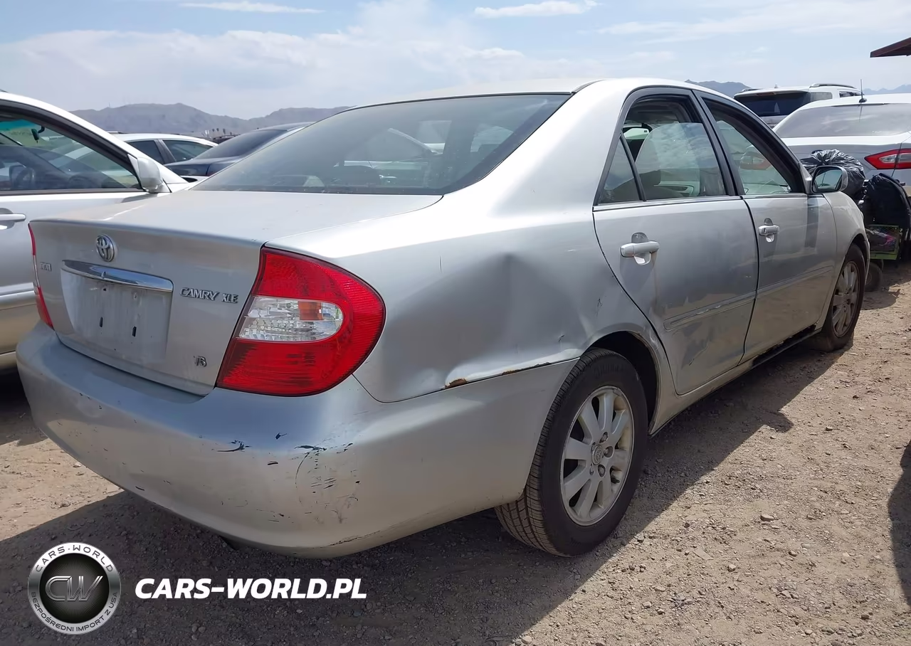 2003 Toyota Camry Xle V6 VIN:4T1BF30K23U545037 - 4