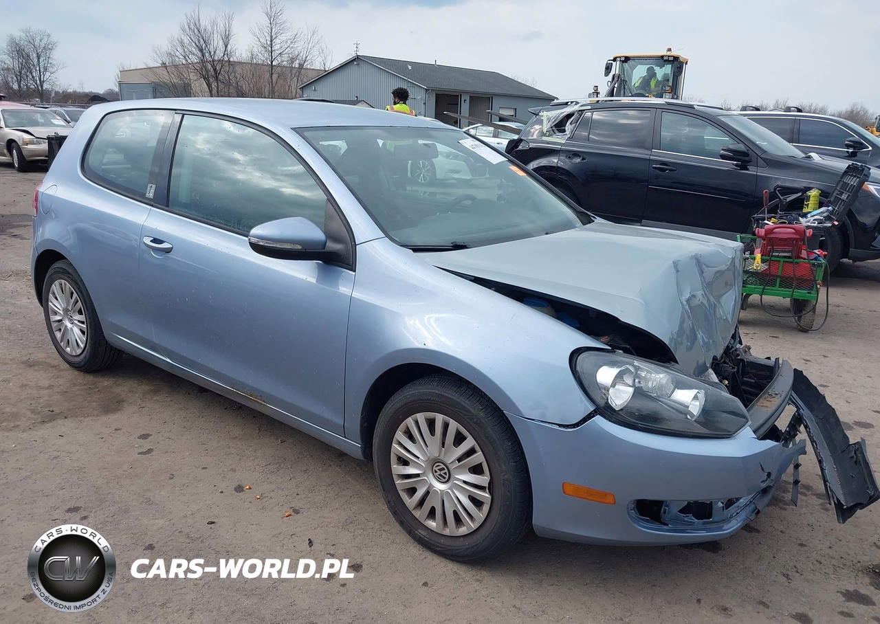 2010 Volkswagen Golf 2-Door